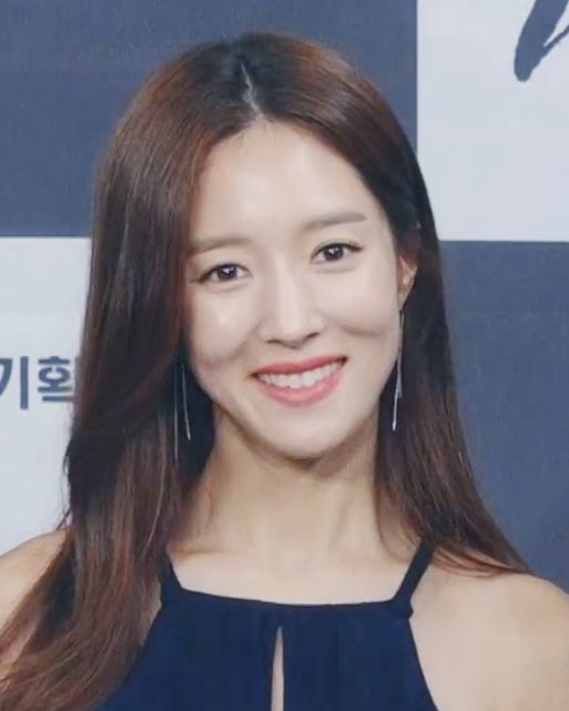 왕빛나 사진