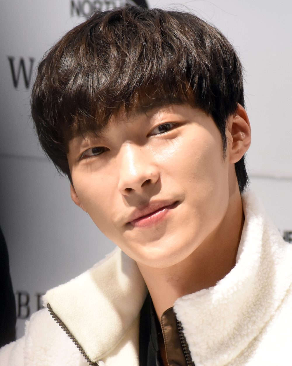우도환