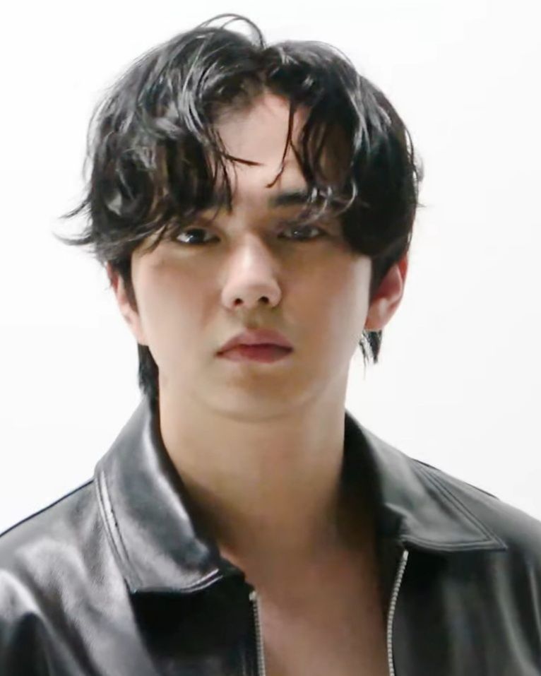 유승호 사진 2 — 유승호 사주와 경오일주
