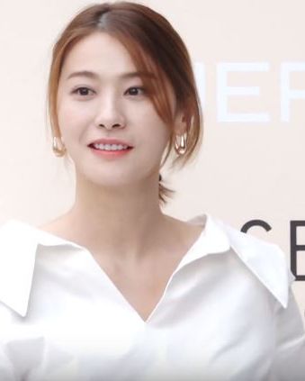 유인영 사진 2 — 유인영 사주와 무술일주