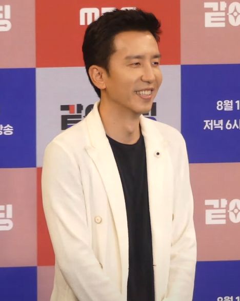 유희열 사진 2 — 유희열 사주와 갑술일주