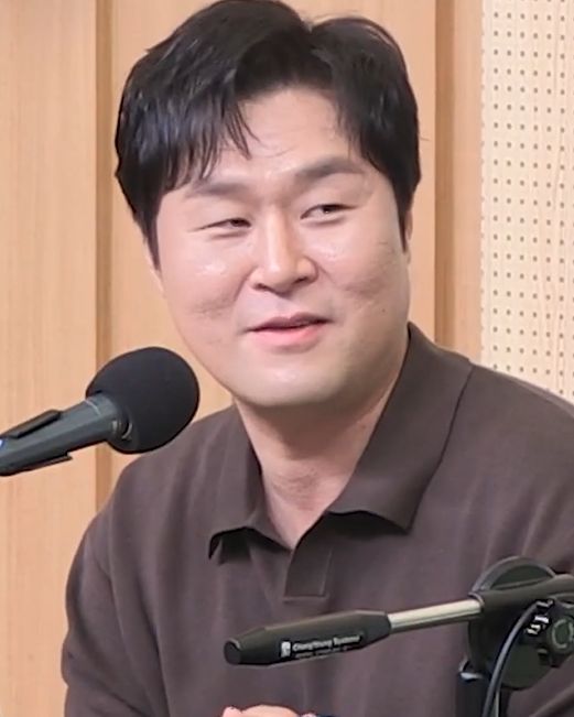 윤경호 사진 2 — 윤경호 사주와 기묘일주