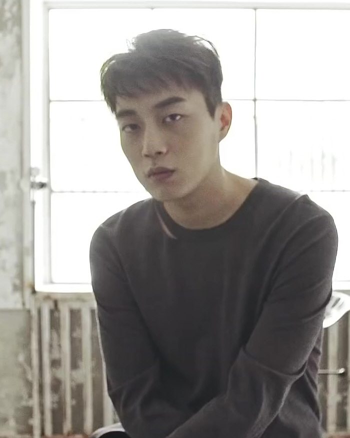 윤두준 사진 — 하이라이트 윤두준 사주