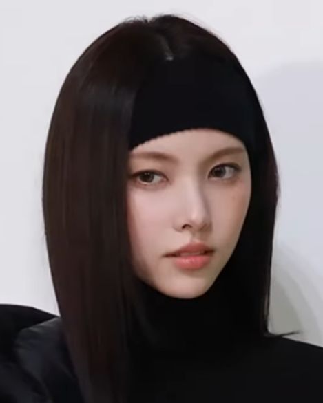 윤아 사진 3 — 윤아 사주와 계사일주
