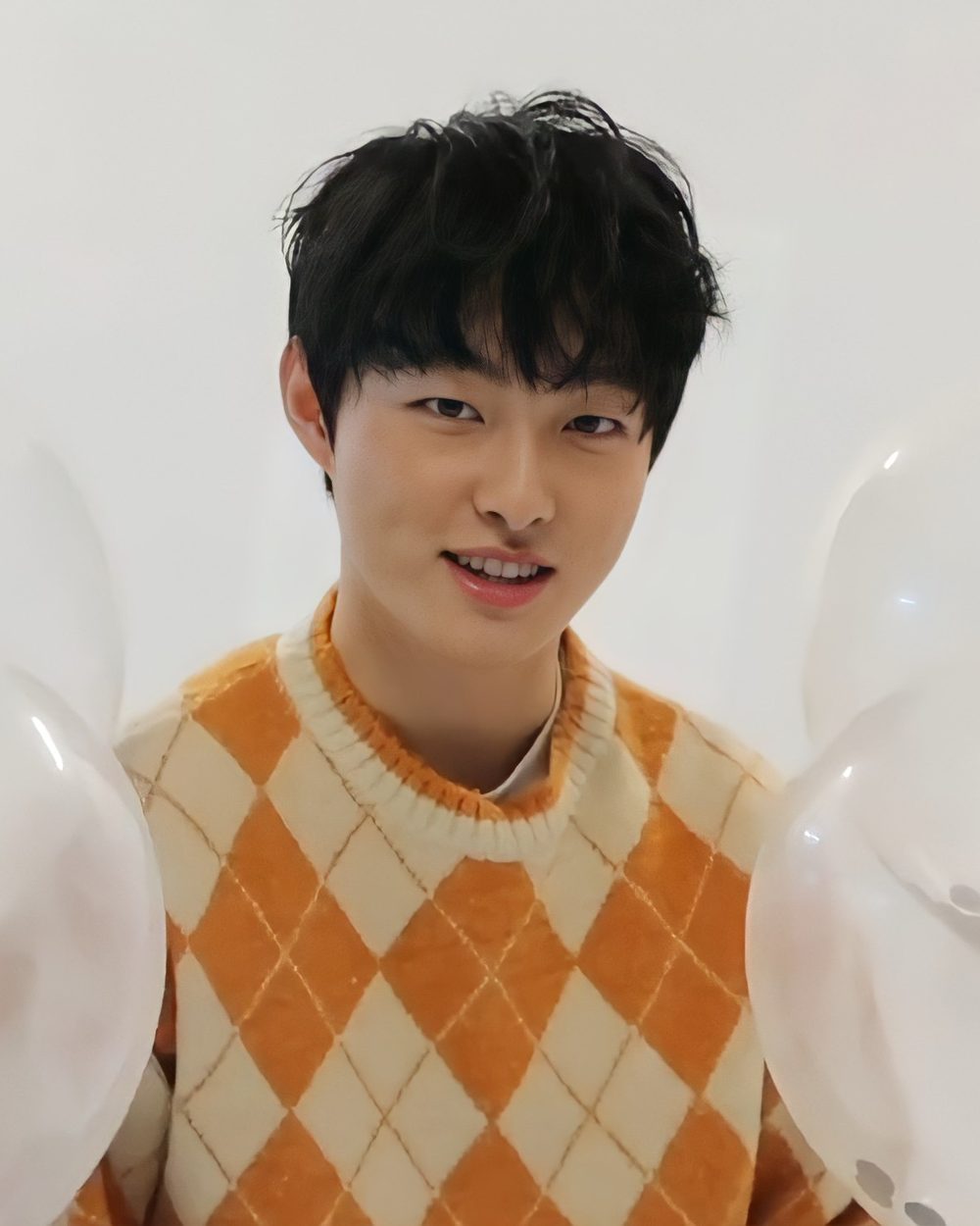 윤찬영
