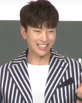 윤현민 사진 — 배우 윤현민 사주
