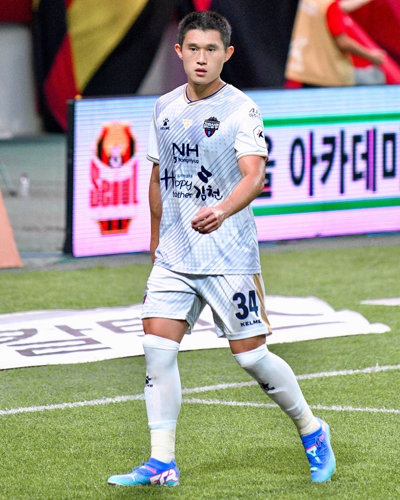 이동경 사진 2 — 이동경 사주와 을축일주