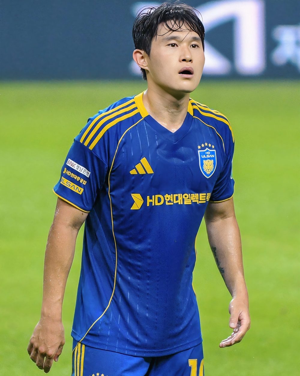 이동경 사진 — 축구 선수 이동경 사주