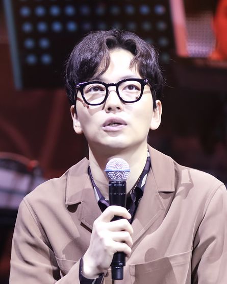 이동휘 사진