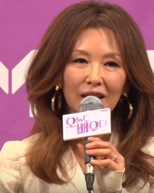 이미숙 사진 2 — 이미숙 사주와 경신일주
