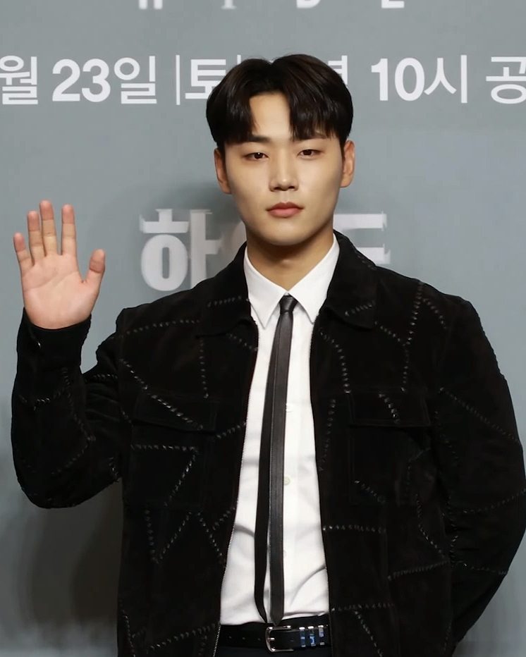 이민재 사진