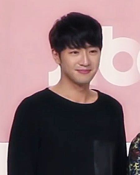 이상엽 사진 2 — 이상엽 사주와 병신일주
