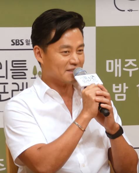 이서진 사진 2 — 이서진 사주와 을묘일주