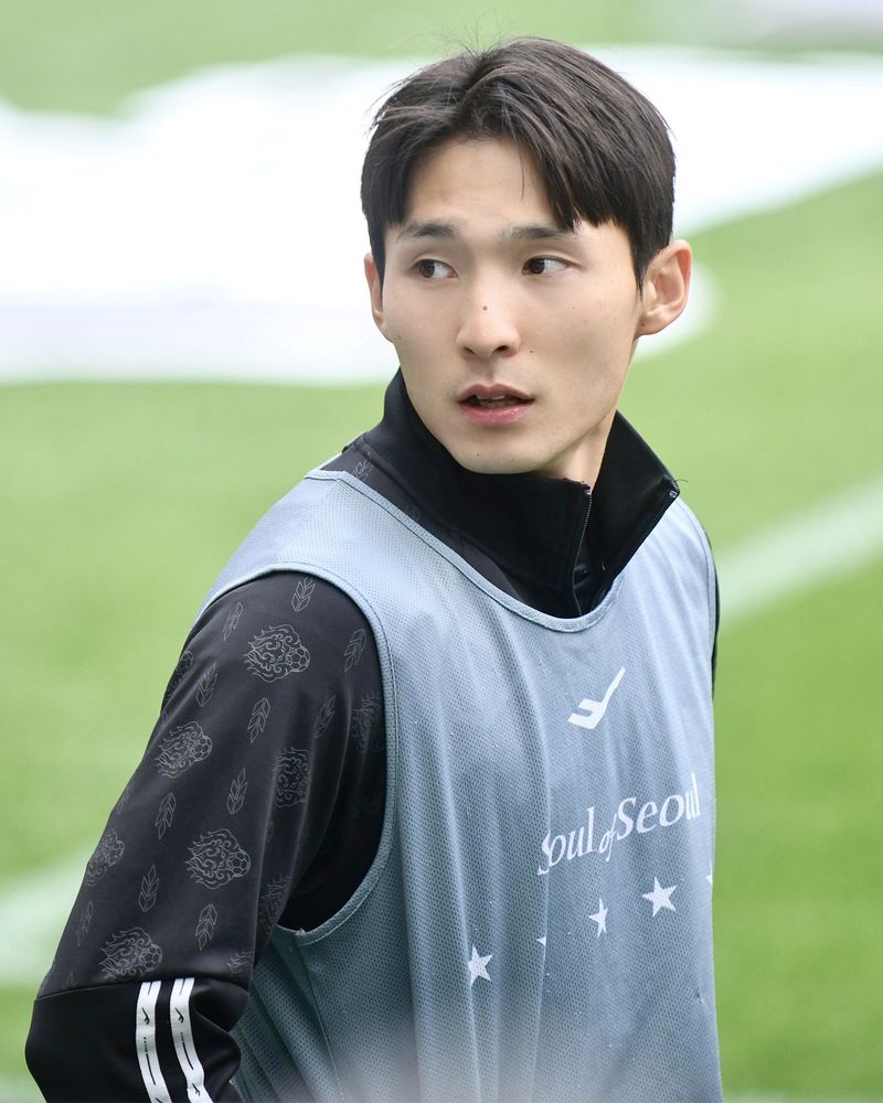 이시영 사진 2 — 이시영 사주와 계사일주