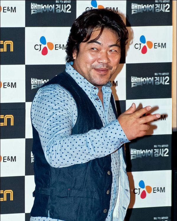 이원종 사진 2 — 이원종 사주와 경신일주