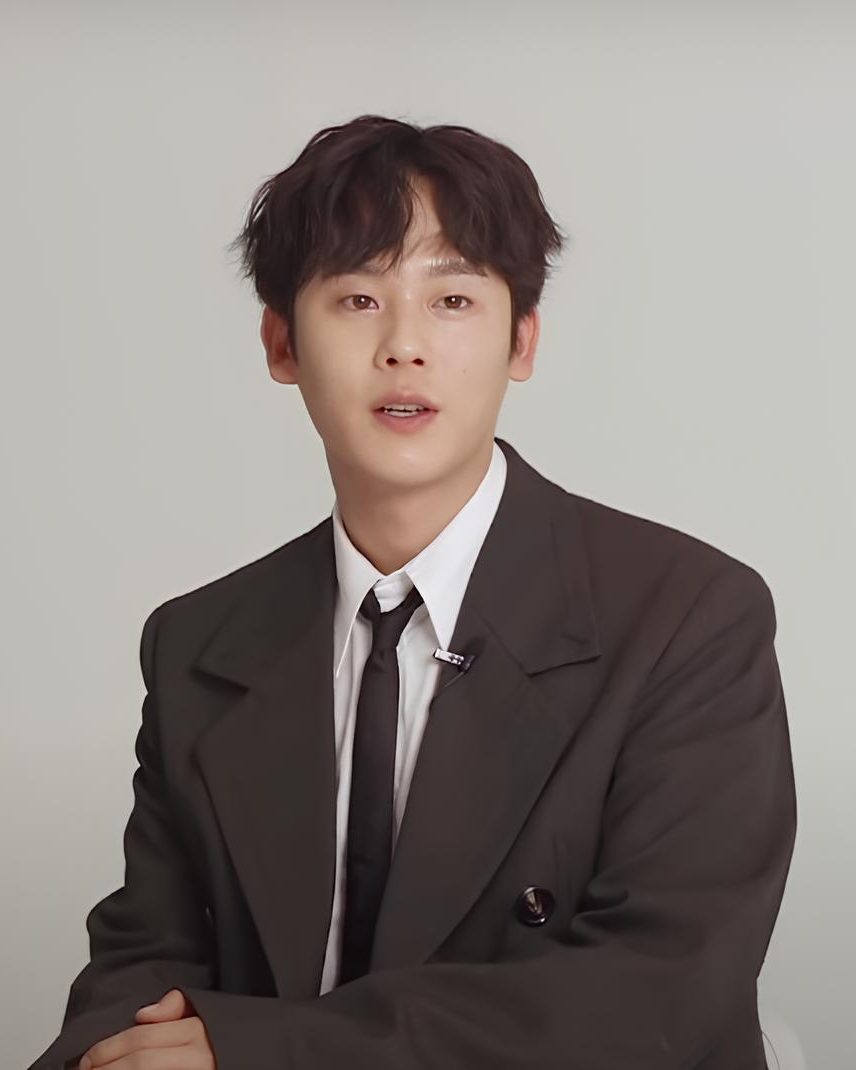 이정하 사진