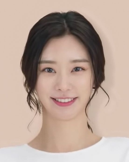 이주빈 사진 2 — 이주빈 사주와 신사일주