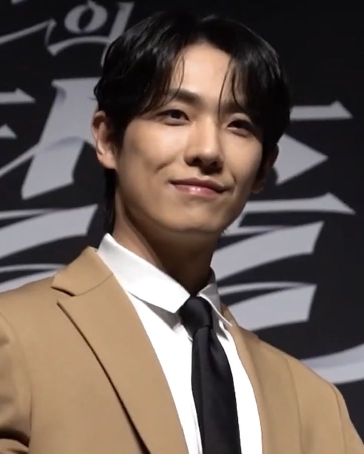 이준 사진 2 — 이준 사주와 임진일주