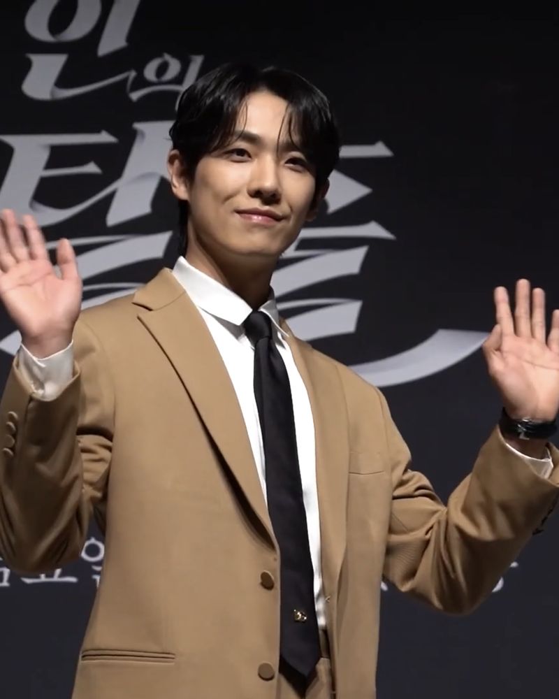 이준 사진 3 — 이준 사주와 임진일주