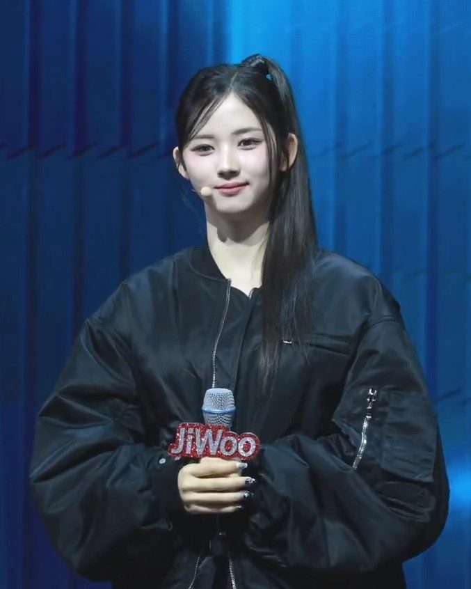 이지우 사진