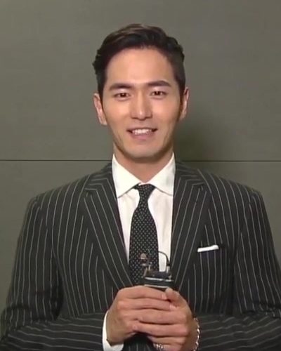 이진욱 사진