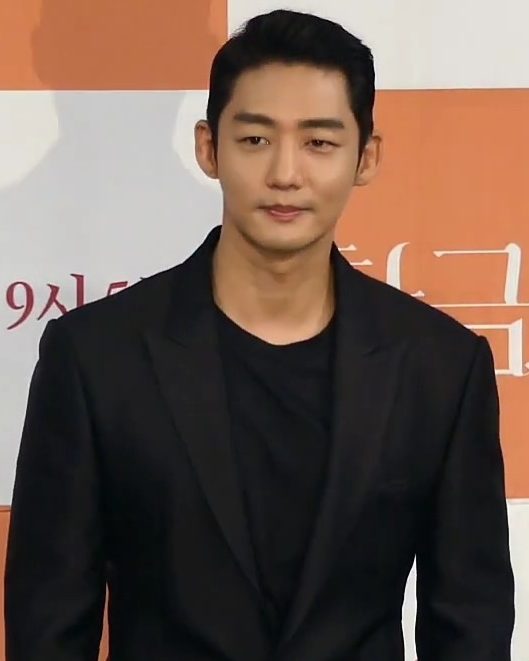 이태성 사진 — 배우 이태성 사주