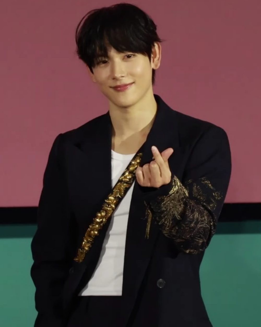 임시완 사진