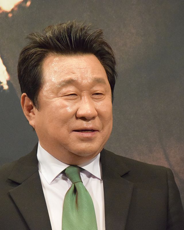 임하룡 사진 2 — 임하룡 사주와 경술일주