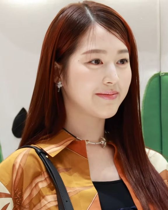 장다아 사진 3 — 장다아 사주와 무진일주