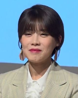 장도연 사진 2 — 장도연 사주와 무신일주