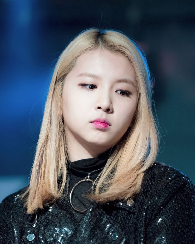 전지우 사진 2 — 전지우 사주와 갑술일주