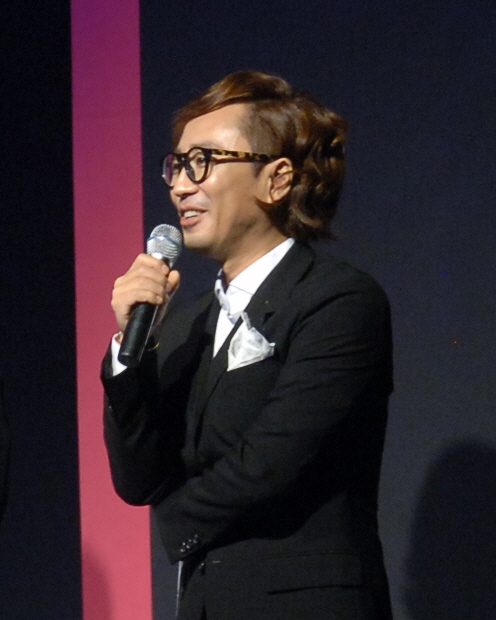 정재형 사진 — 베이시스 정재형 사주