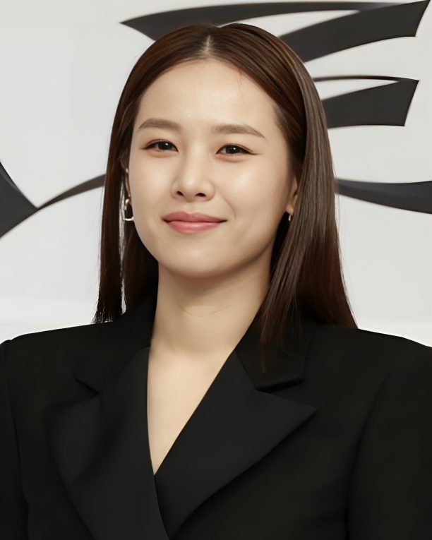 조윤희 사진