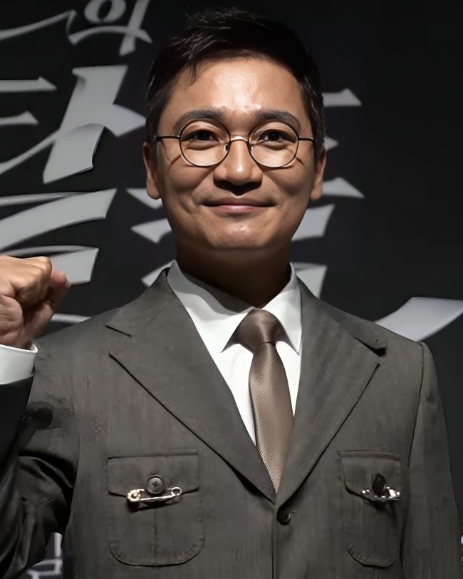 조재윤 사진