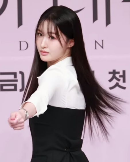 조혜주 사진 2 — 조혜주 사주와 기묘일주