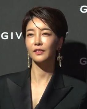 진서연 사진 3 — 진서연 사주와 병오일주