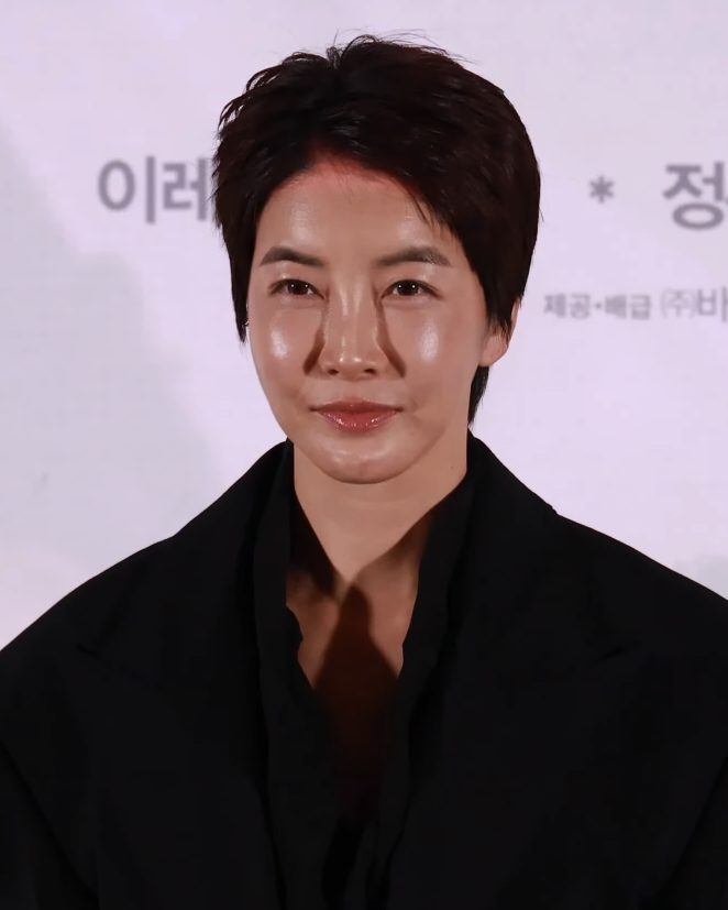진서연