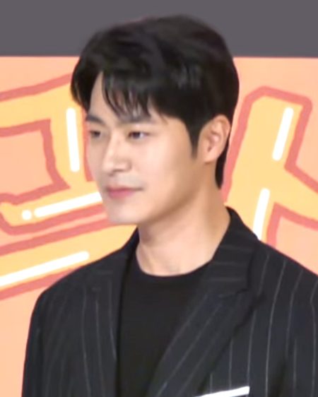 차서원 사진 — 배우 차서원 사주