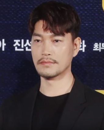 최귀화 사진 2 — 최귀화 사주와 갑자일주