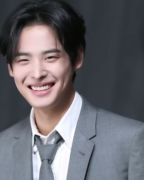 최병찬 사진 2 — 최병찬 사주와 무오일주