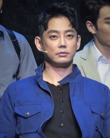 테이 사진 3 — 테이 사주와 임술일주