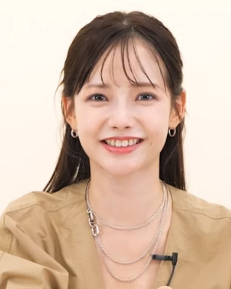 하연수 사진 2 — 하연수 사주와 무신일주
