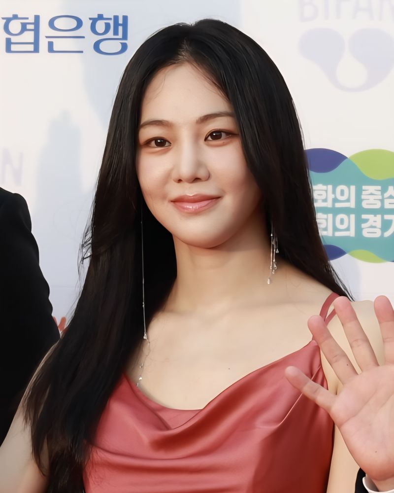한지은 사진 3 — 한지은 사주와 계미일주