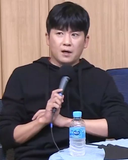 홍경민 사진 3 — 홍경민 사주와 신묘일주