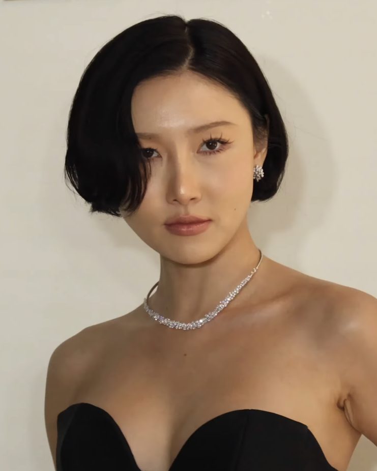 화사 사진