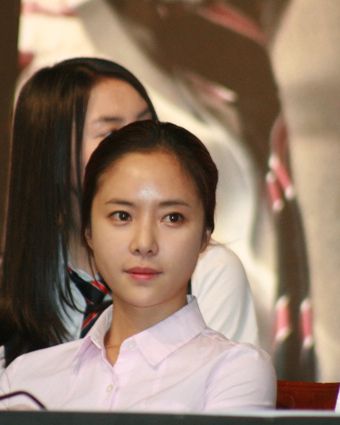 황정음 사진 2 — 황정음 사주와 계사일주