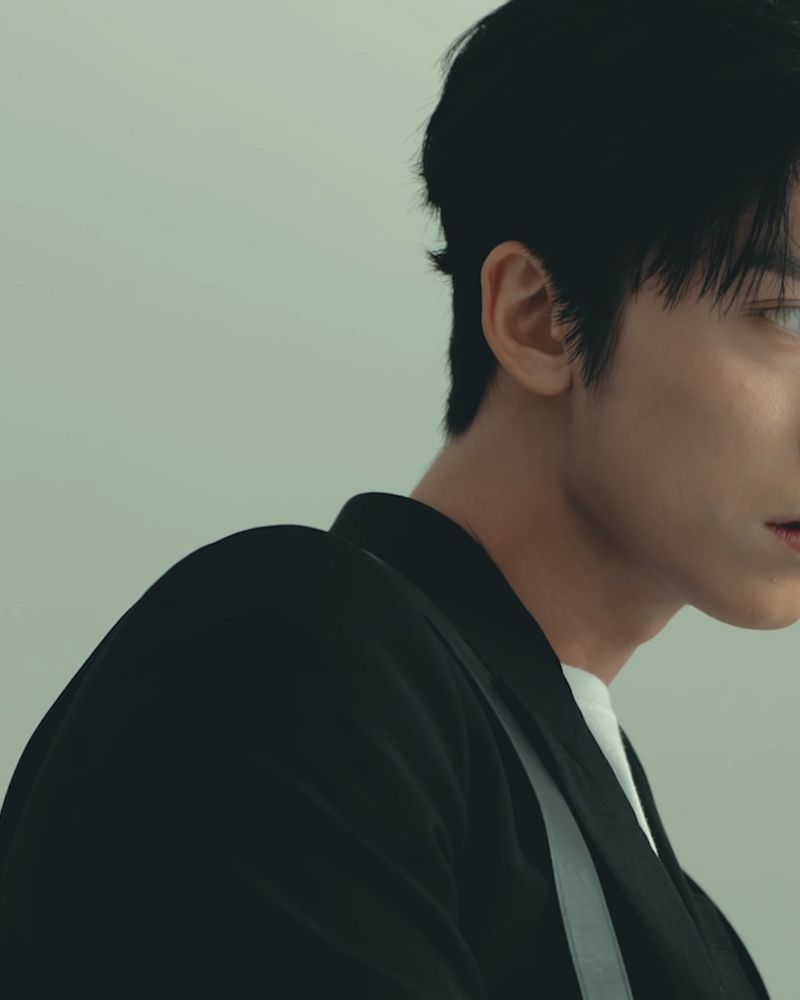 휘영 사진 2 — 휘영 사주와 계해일주